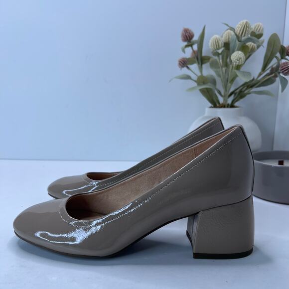Vionic Carmel Patent Leather Slip On Chunky Heel Taupe Women's 9 M NWOB - Picture 3 of 11